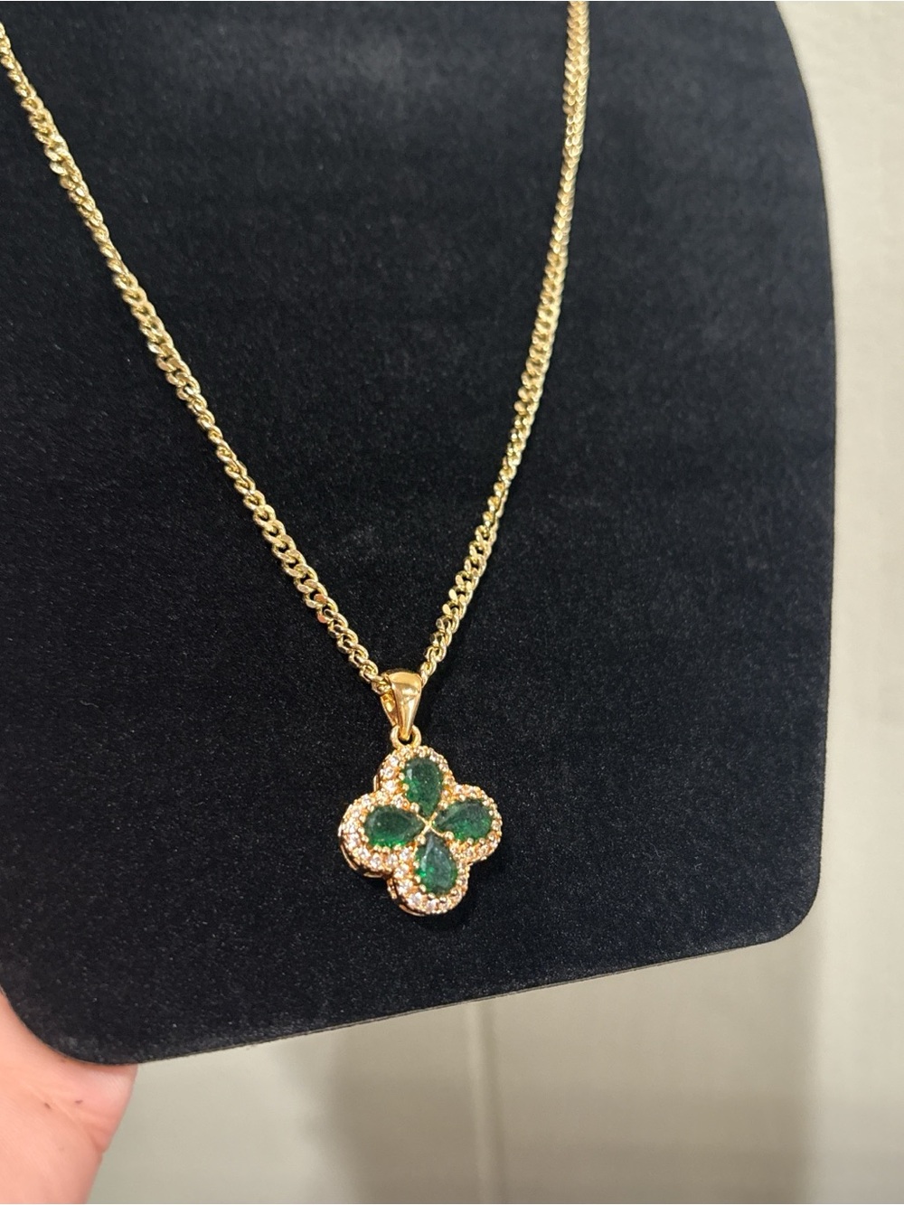 Gold Pendant Necklace with Green Clover Gemstones - Women Jewelry